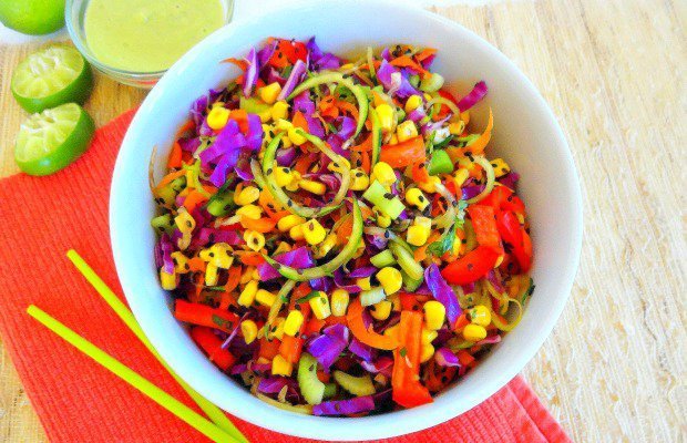 Receita Raw Zoodle Bowl